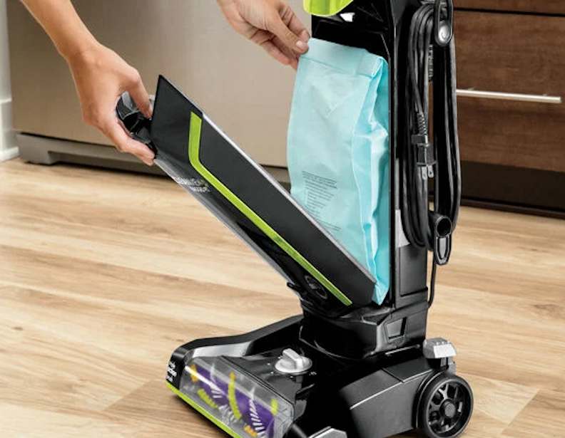 Bissell 20193 CleanView Bagged Pet Upright Vacuum Cleaner - Image 2