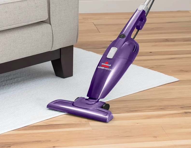Bissell 20334 FeatherWeight Lightweight Stick Vacuum - Image 2