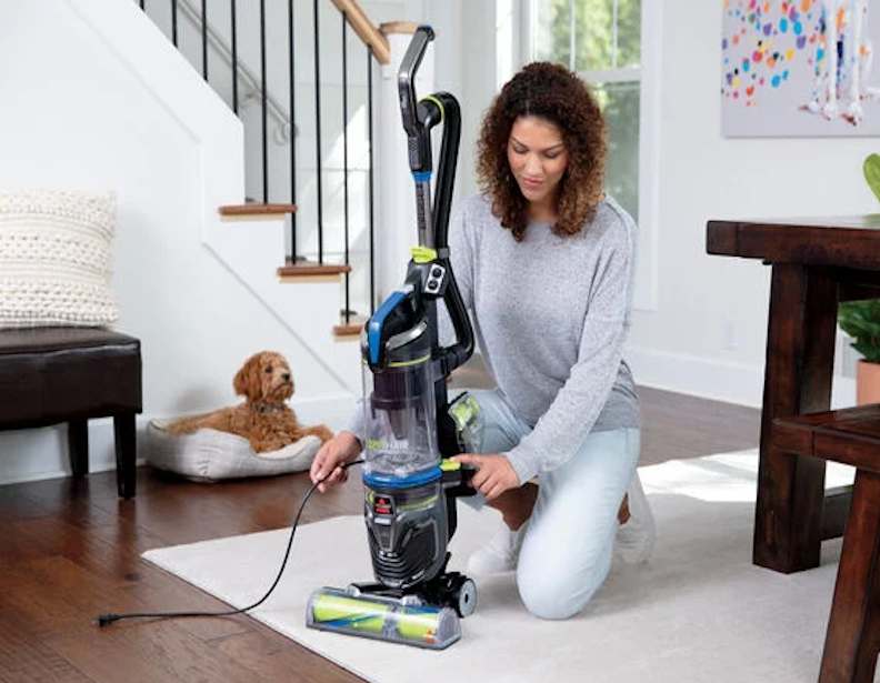 Bissell 27909 Pet Hair Eraser Turbo Rewind Vacuum Cleaner - Image 2