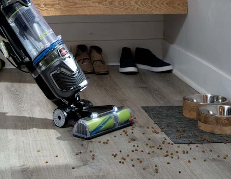 Bissell 27909 Pet Hair Eraser Turbo Rewind Vacuum Cleaner - Image 3