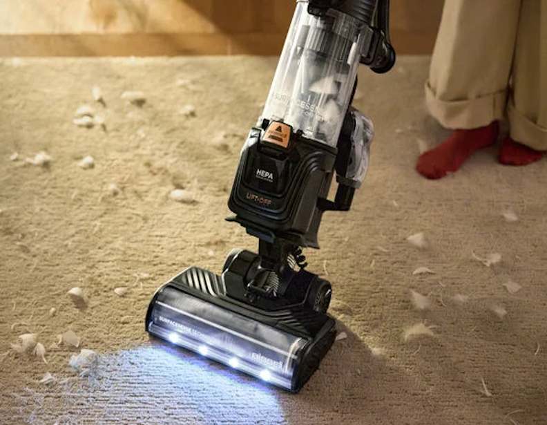 Bissell 3415 SurfaceSense Allergen Pet Lift-Off Vacuum - Image 2