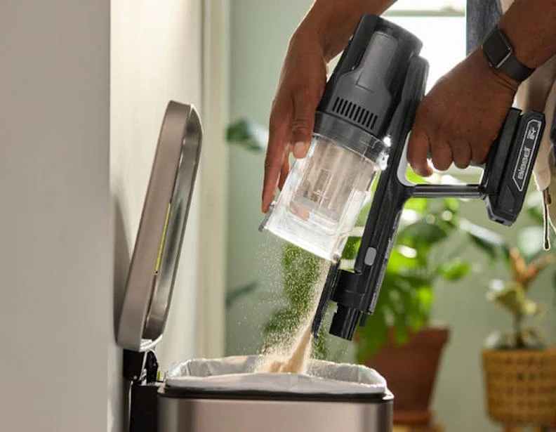 Bissell 3789 CleanView XR 200W Cordless Stick Vacuum - Image 3