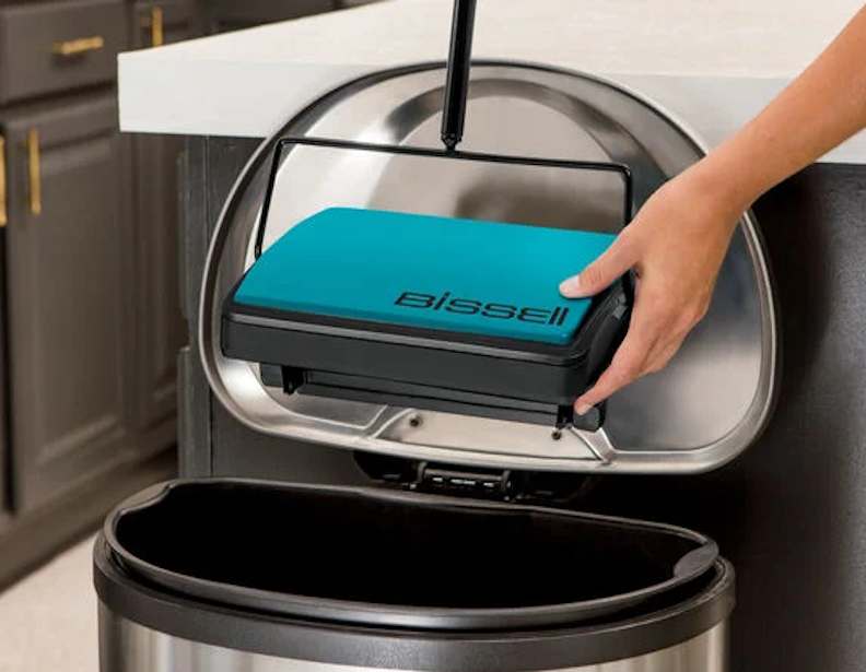 Bissell EasySweep Compact Manual Sweeper - Image 2