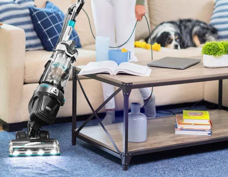 Bissell MultiClean Allergen Pet Rewind Upright Vacuum - Image 2