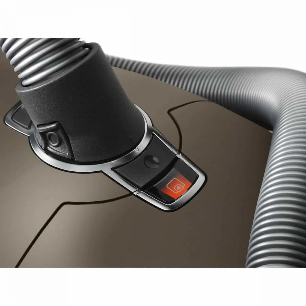Miele Brilliant Complete C3 Vacuum Cleaner - Image 4