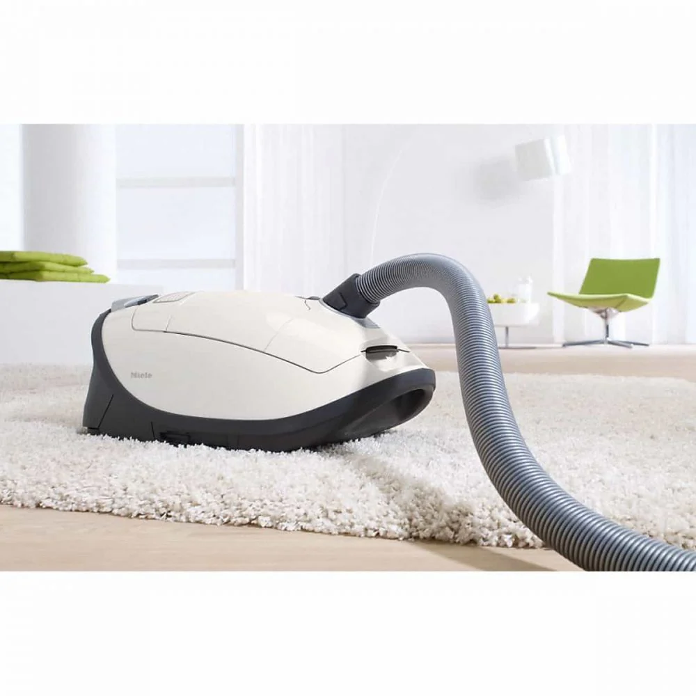 Miele Cat and Dog Complete C3 Canister Vacuum - Image 4