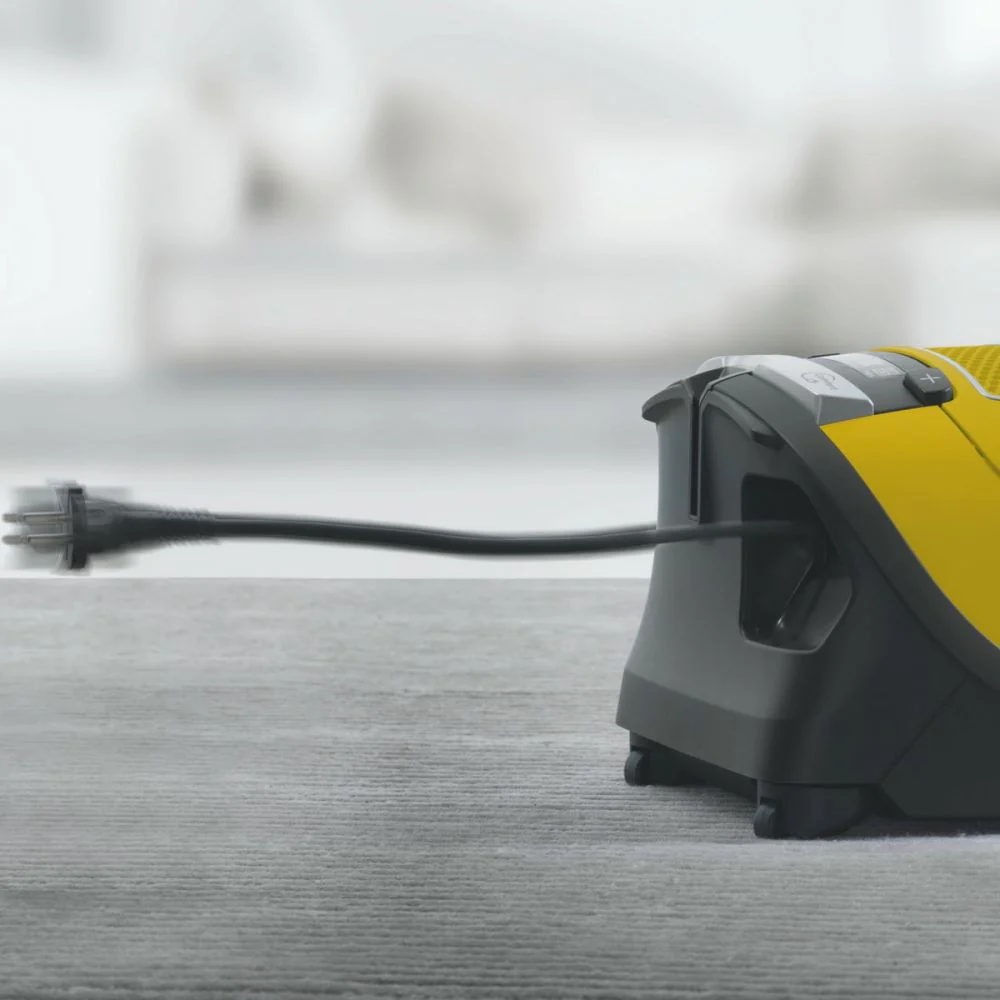 Miele Complete C3 Calima SGFE0 Canister Vacuum - Image 9
