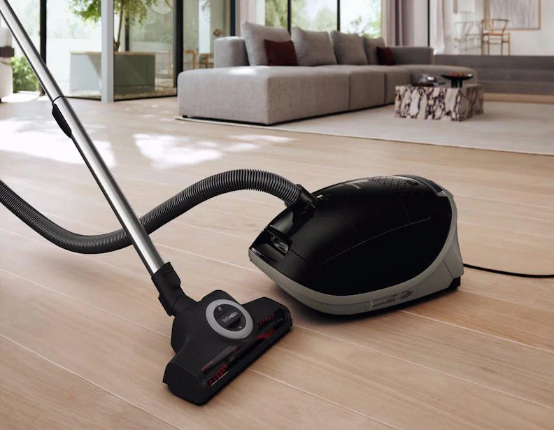 Miele Guard M1 Cat & Dog Vacuum Cleaner - Image 3